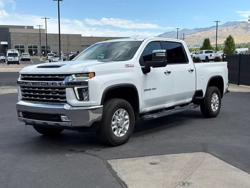 Used 2021 Chevrolet Silverado 3500 LTZ w/ Z71 Off-Road Package AWD/4WD image 6