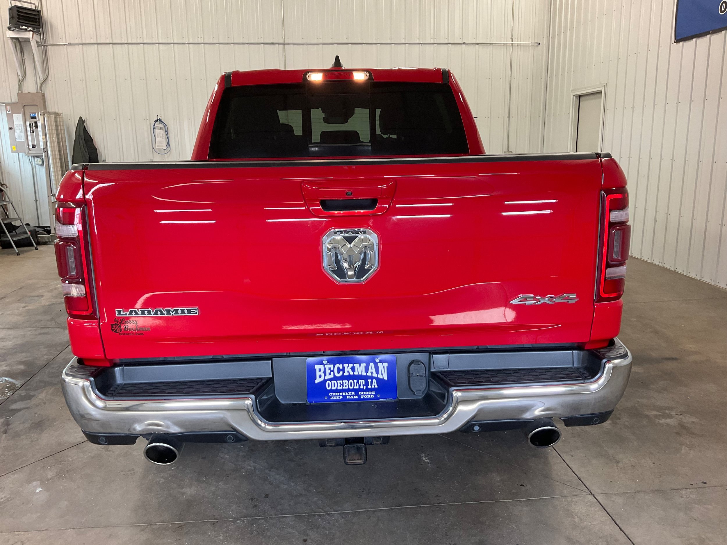 Used 2023 RAM 1500 Laramie AWD/4WD image 4