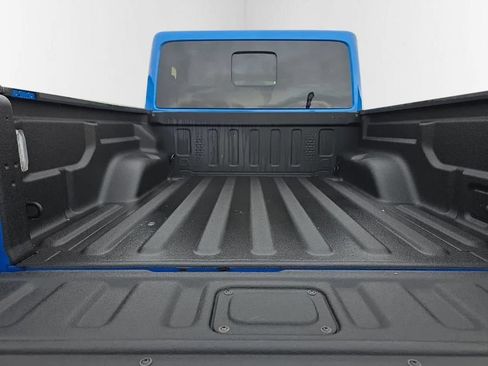 Used 2021 Jeep Gladiator Mojave AWD/4WD image 30