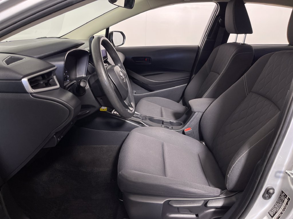 Used 2024 Toyota Corolla LE FWD image 12
