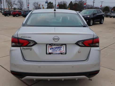 Used 2024 Nissan Versa S w/ S Plus Package image 6