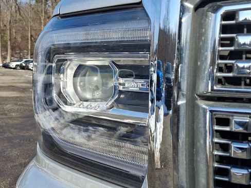 Used 2018 GMC Sierra 1500 Denali image 9