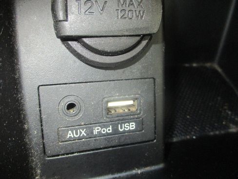 Used 2014 Hyundai Elantra SE w/ Option Group 02 FWD image 35