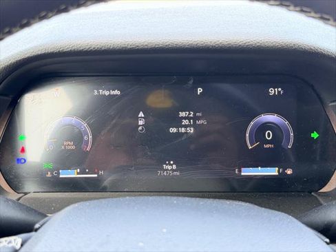 Used 2024 Jeep Grand Cherokee Laredo RWD image 24