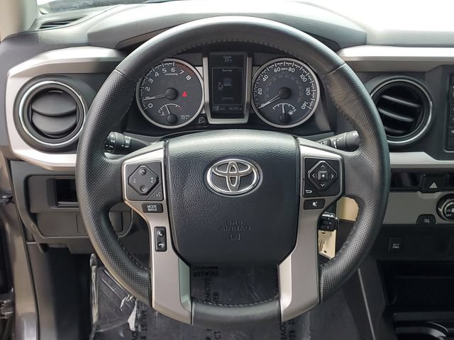 Used 2016 Toyota Tacoma SR5 w/ Towing Package RWD image 28