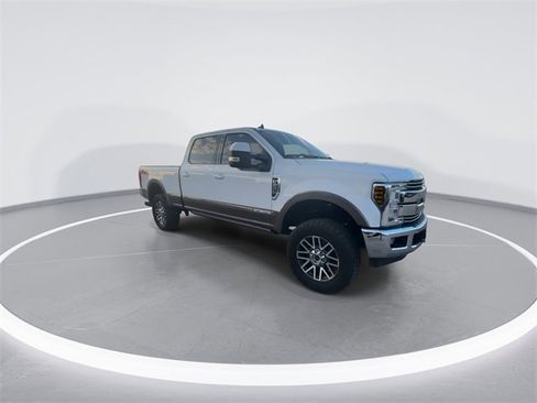 Certified 2019 Ford F250 Lariat w/ Lariat Ultimate Package image 2