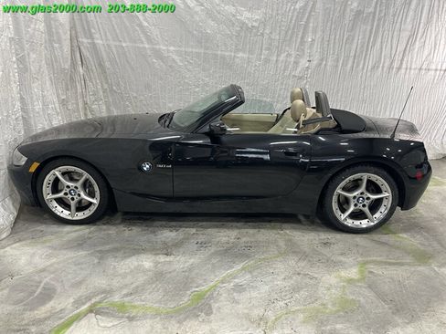 Used 2006 BMW Z4 3.0si image 13