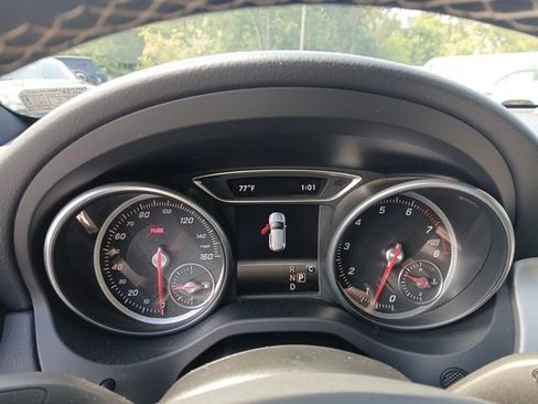 Used 2018 Mercedes-Benz GLA 250 4MATIC image 32
