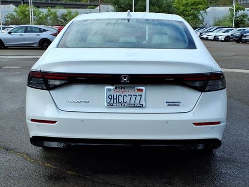 Certified 2023 Honda Accord Touring image 5