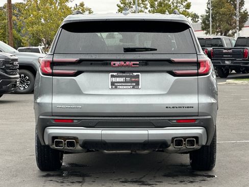 Used 2025 GMC Acadia Elevation image 5