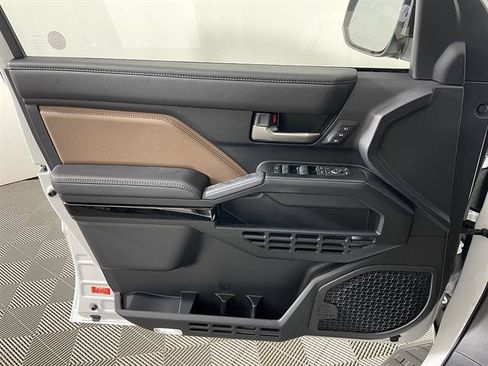 New 2026 Toyota 4Runner Limited w/ Tow Technology Package AWD/4WD image 20