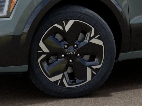 New 2026 Kia Niro Wind w/ Wind Preserve Package FWD image 9