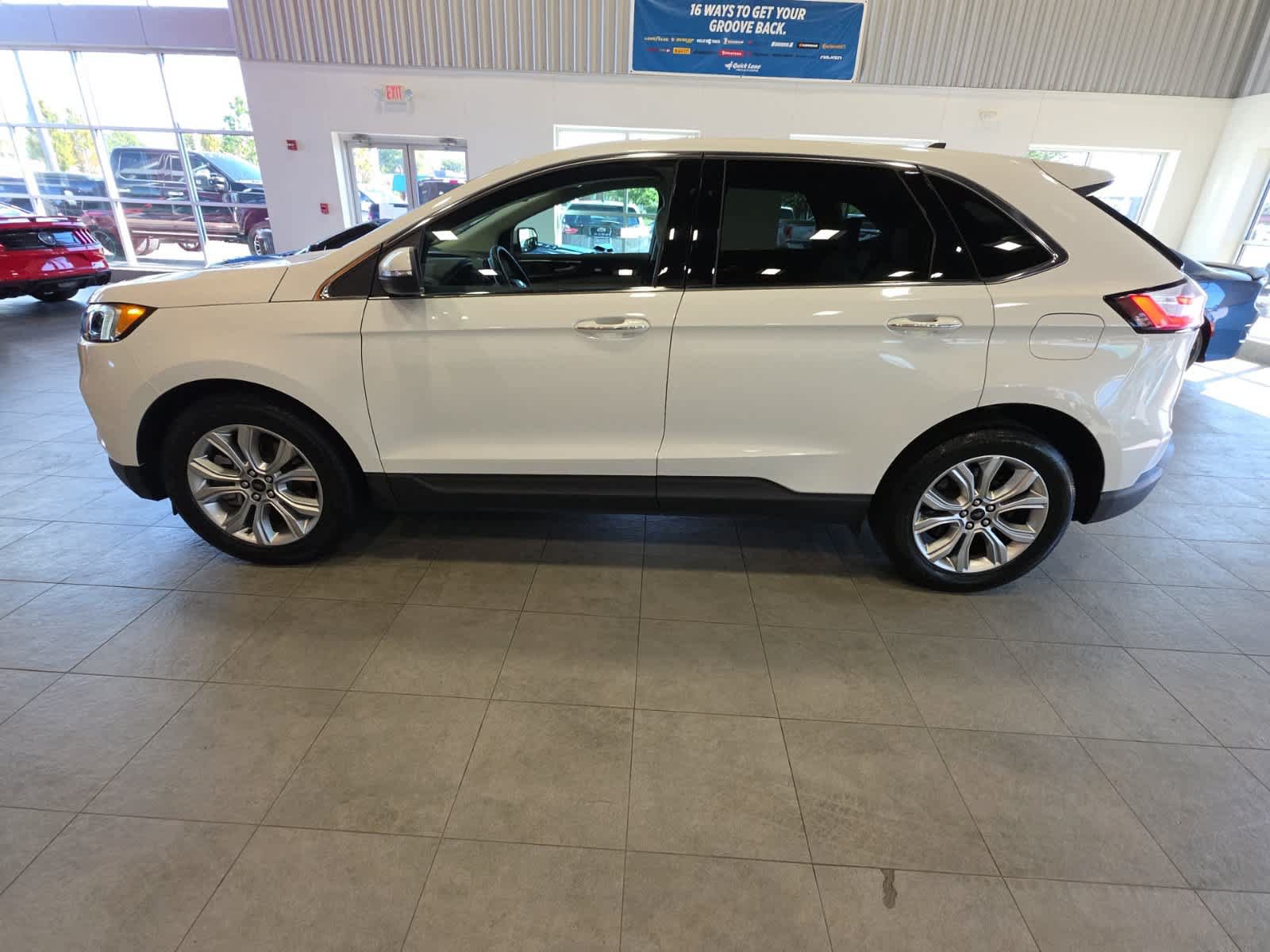 Used 2024 Ford Edge Titanium w/ Equipment Group 301A AWD/4WD image 11