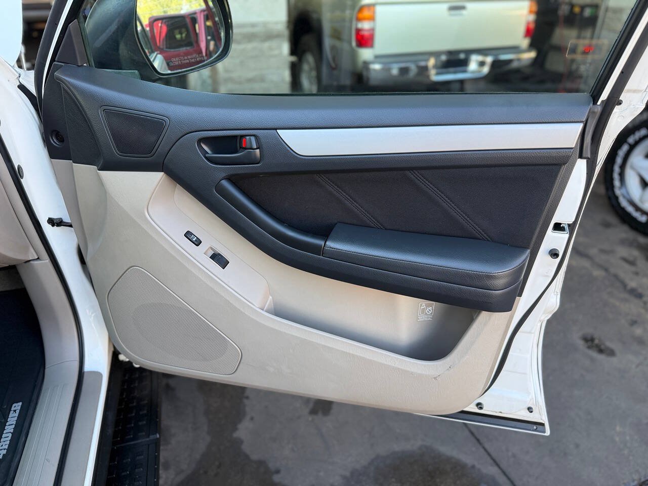 Used 2007 Toyota 4Runner SR5 AWD/4WD image 61