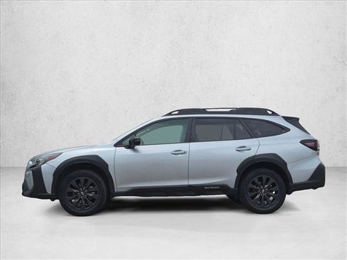 Used 2023 Subaru Outback Onyx Edition AWD/4WD image 9
