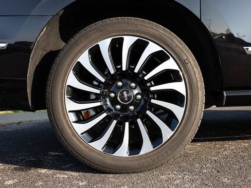 Used 2022 Lincoln Navigator L Black Label AWD/4WD image 73