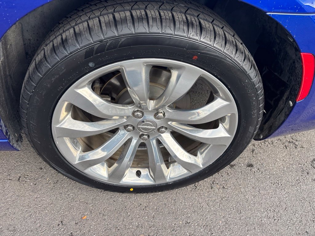Used 2019 Chrysler 300 Limited w/ Safetytec Plus Group RWD image 16