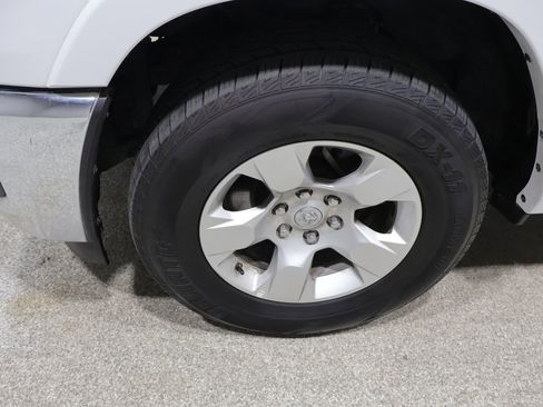Used 2025 RAM 1500 Big Horn AWD/4WD image 9