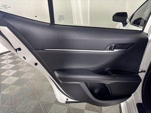 Used 2021 Toyota Camry XSE w/ Navigation Upgrade Package image 20