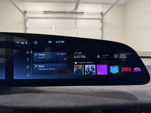 Used 2022 Lucid Air Grand Touring image 26