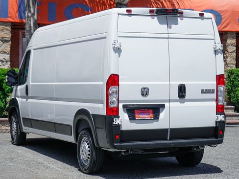 Used 2025 RAM ProMaster 2500 w/ Convenience Group FWD image 6