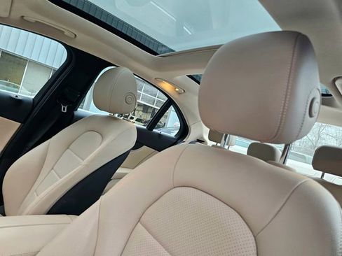 Used 2015 Mercedes-Benz C 300 4MATIC Sedan image 11