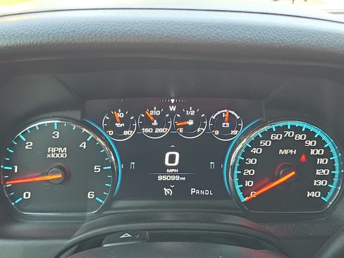 Used 2019 Chevrolet Tahoe Premier w/ Premier Plus Edition AWD/4WD image 20