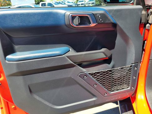 Used 2024 Ford Bronco Heritage Edition AWD/4WD image 23
