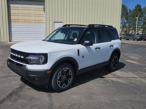 New 2026 Ford Bronco Sport Outer Banks AWD/4WD image 3