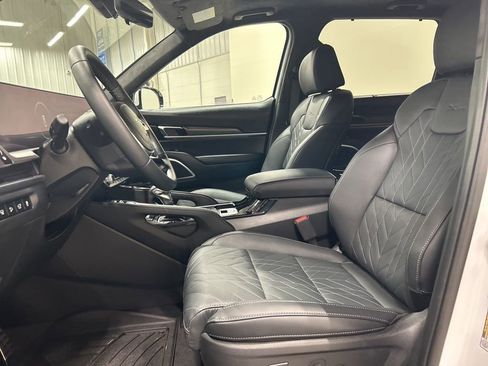 Used 2025 Kia Telluride SX Prestige X-Pro image 10