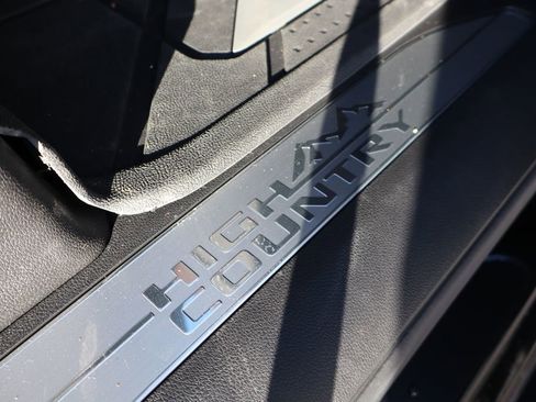 Used 2025 Chevrolet Silverado 1500 High Country w/ Midnight Edition image 57