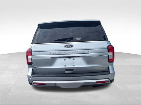 Used 2023 Ford Expedition Max XLT AWD/4WD image 4