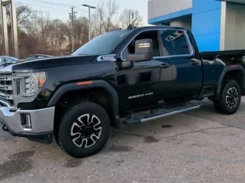 Used 2020 GMC Sierra 2500 SLE image 4