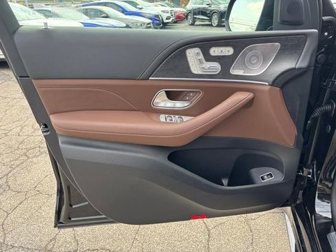 New 2026 Mercedes-Benz GLE 63 AMG S image 10