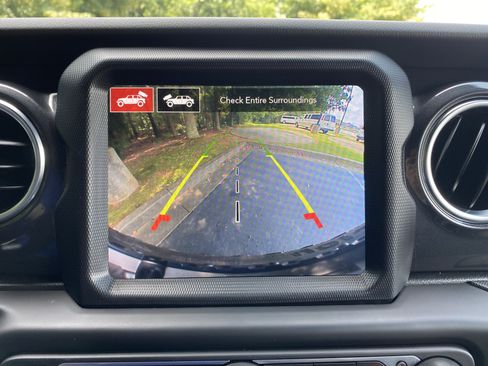 Used 2023 Jeep Wrangler Unlimited Rubicon 392 w/ Trailer Tow Package AWD/4WD image 26