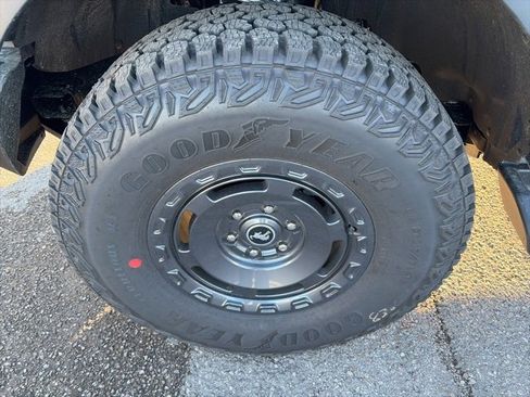 New 2025 Ford Bronco Outer Banks w/ Sasquatch Package image 10