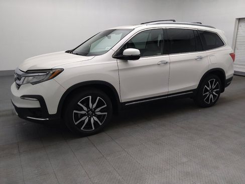 Used 2019 Honda Pilot Elite image 2