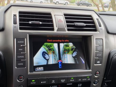 Used 2021 Lexus GX 460 Luxury w/ Accessory Package AWD/4WD image 20