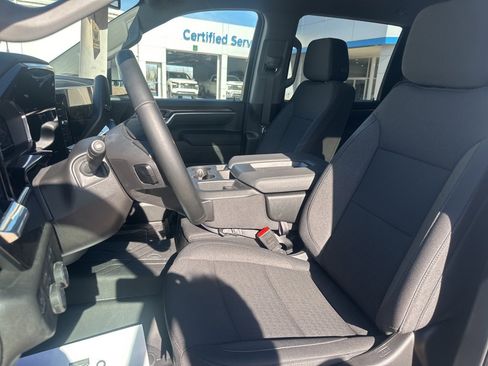 Used 2025 Chevrolet Silverado 3500 LT w/ Convenience Package image 10