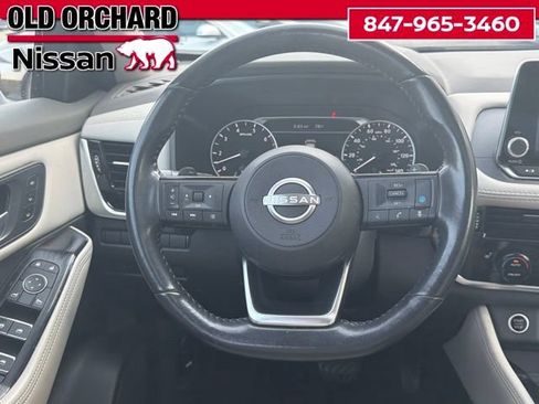 Used 2023 Nissan Rogue SL FWD image 14