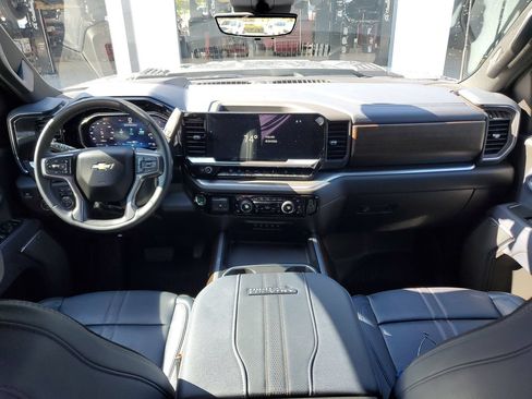 Used 2026 Chevrolet Silverado 3500 High Country w/ High Country Premium Package AWD/4WD image 12