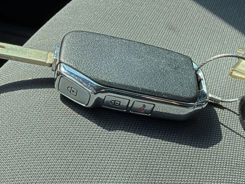 Used 2026 Kia Niro LX FWD image 21