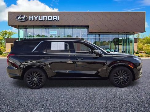 Used 2025 Hyundai Palisade Calligraphy AWD/4WD image 5