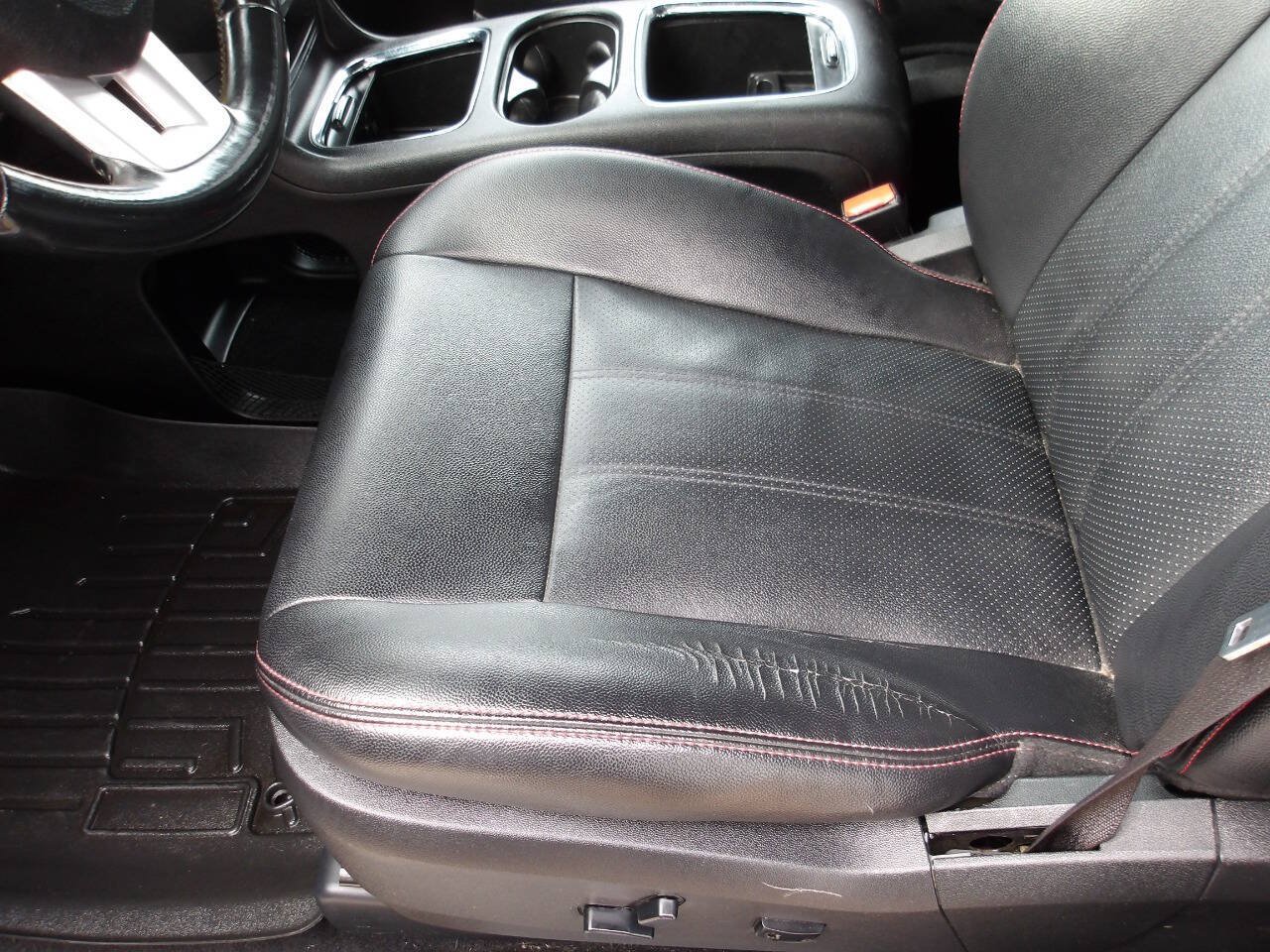 Used 2019 Dodge Grand Caravan GT FWD image 19
