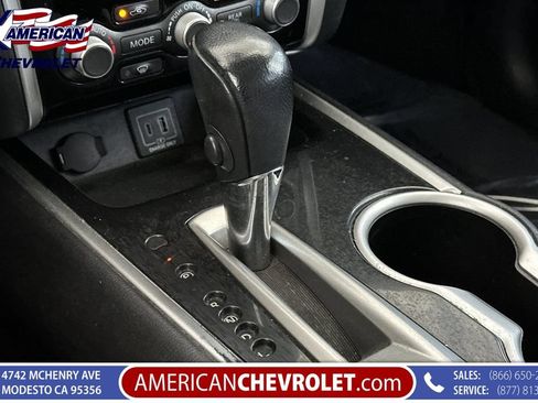 Used 2019 Nissan Pathfinder SV FWD image 30