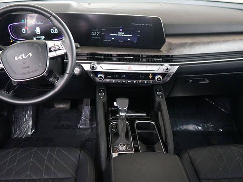Used 2025 Kia Telluride EX X-Line AWD/4WD image 11