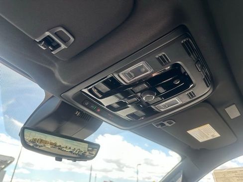 New 2026 Chevrolet Suburban High Country AWD/4WD image 13