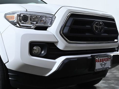 Used 2023 Toyota Tacoma SR5 image 5