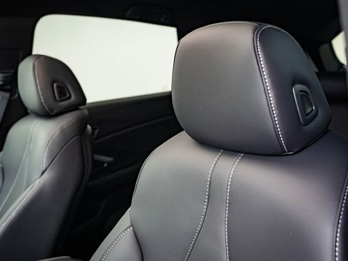 Certified 2025 Acura RDX SH-AWD image 21