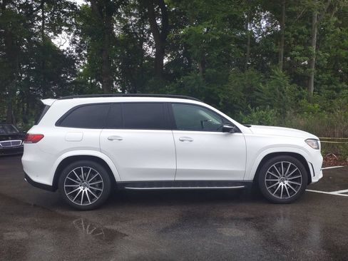Used 2023 Mercedes-Benz GLS 450 4MATIC image 8